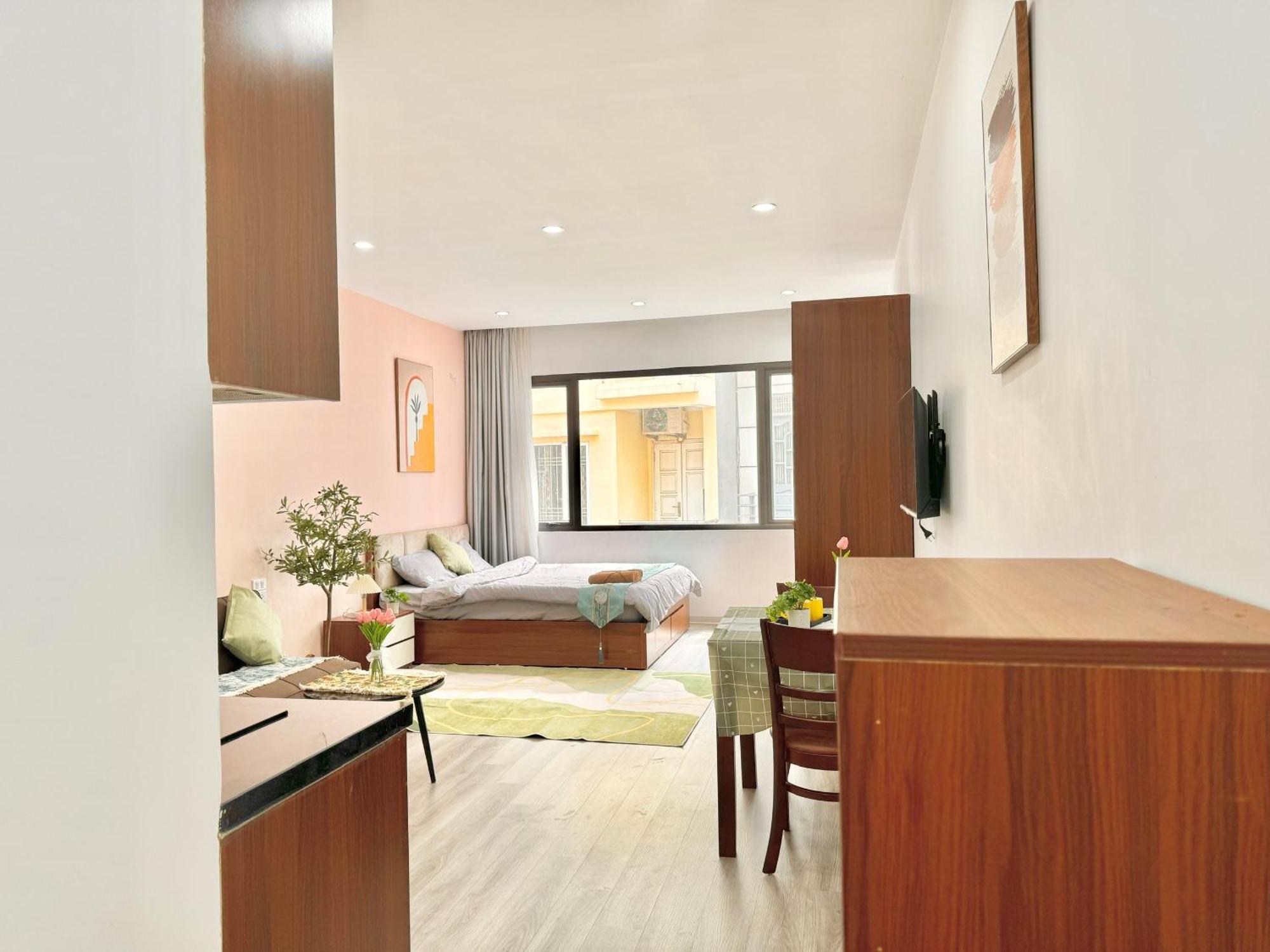 Modern & Comfy Apartment Hanoi Exterior photo