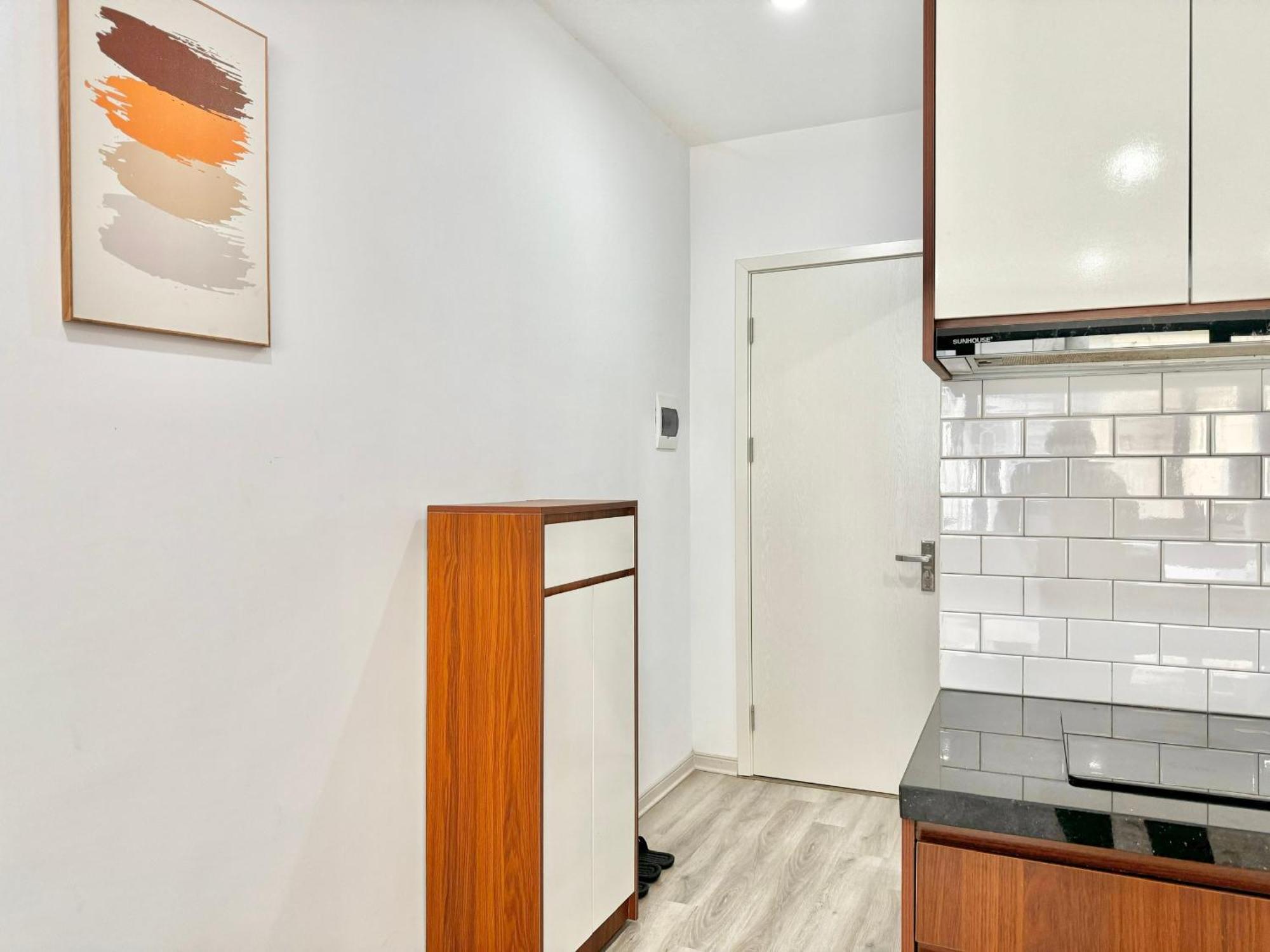 Modern & Comfy Apartment Hanoi Exterior photo